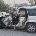 बेटी की शादी से लौट रहे परिवार की कार ट्रेलर से भिड़ी, पांच की दर्दनाक मौत