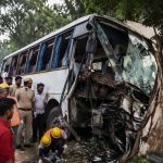 चीख-पुकार से गूंजा इलाका: बस हादसे में 5 लोगों की गई जान