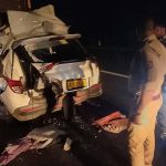 एक्सप्रेसवे पर मौत बनकर दौड़ी रफ्तार, पांच घायल, तीन की मौत