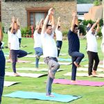 अंतरराष्ट्रीय योग दिवस से पहले मुख्यमंत्री ने किया योगाभ्यास, नियमित योग अपनाने का दिया संदेश