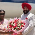 देवभूमि पहुंचीं राष्ट्रपति द्रौपदी मुर्मु, जौलीग्रांट एयरपोर्ट पर हुआ भव्य स्वागत