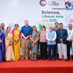 जिज्ञासा विश्वविद्यालय में अमेरिकी प्रतिनिधिमंडल का दौरा